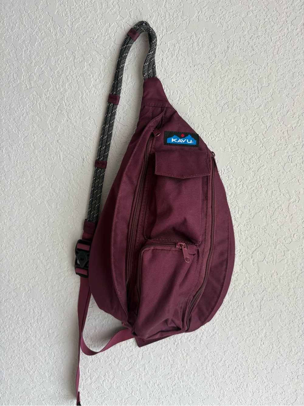 KAVU Rope Sling Bag Burgundy Crossbody Backpack Outdoor Travel Daypack